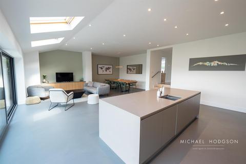 5 Hillview, Sunderland, SR3 3TL