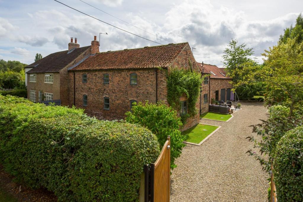 MytononSwale, York 5 bed barn conversion for sale £785,000
