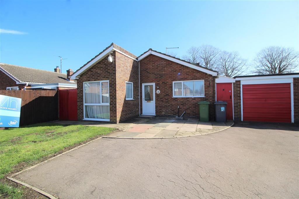 Guntons Road, Newborough, Peterborough 2 bed detached bungalow £205,000