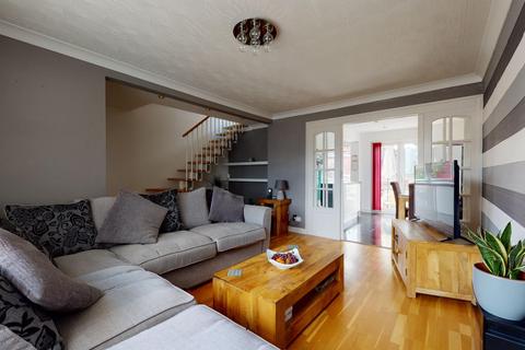 344 Valley Drive, Gravesend, DA12 5TH