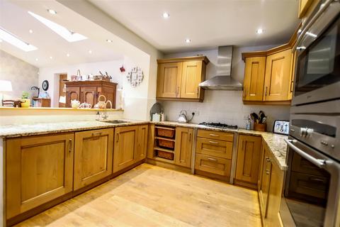 4 bedroom semi-detached house for sale - Church View, Heighington Village, Newton Aycliffe
