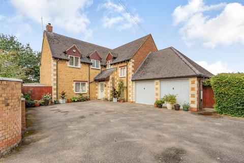 5 bedroom detached house for sale - Bakers Lane, Norton, Daventry, Northamptonshire