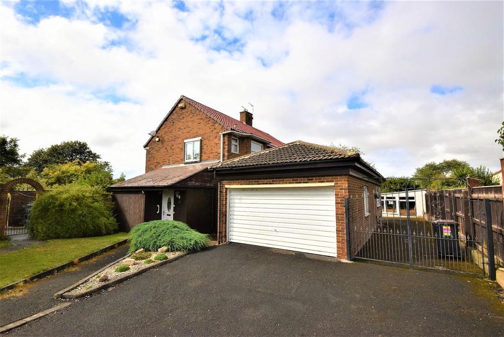 Clifton Square, Peterlee, County... 4 bed detached house £239,000