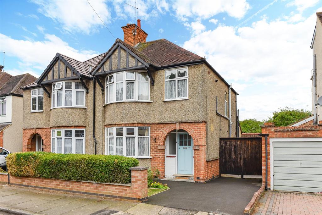 Bush Hill, Northampton 3 bed terraced house for sale £295,000