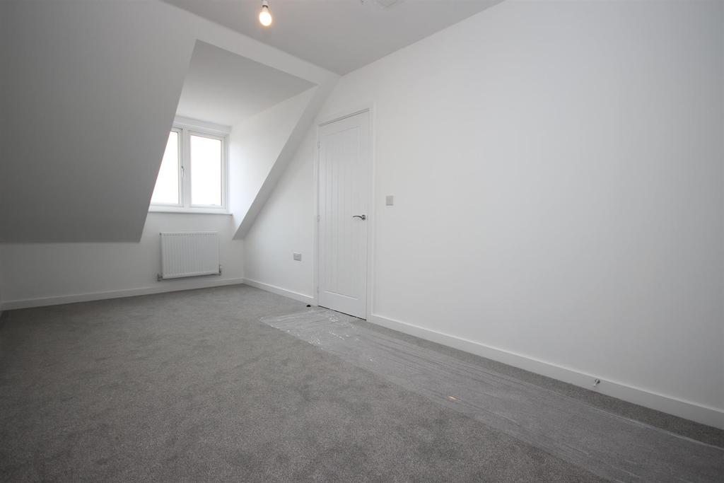 Master Bedroom.JPG
