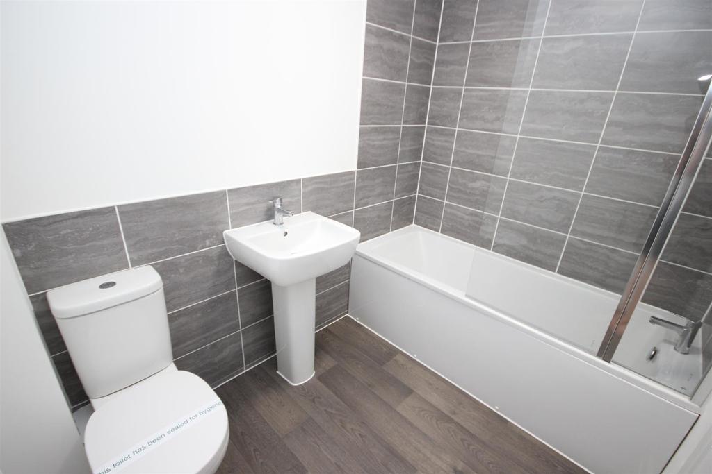 Bathroom.JPG