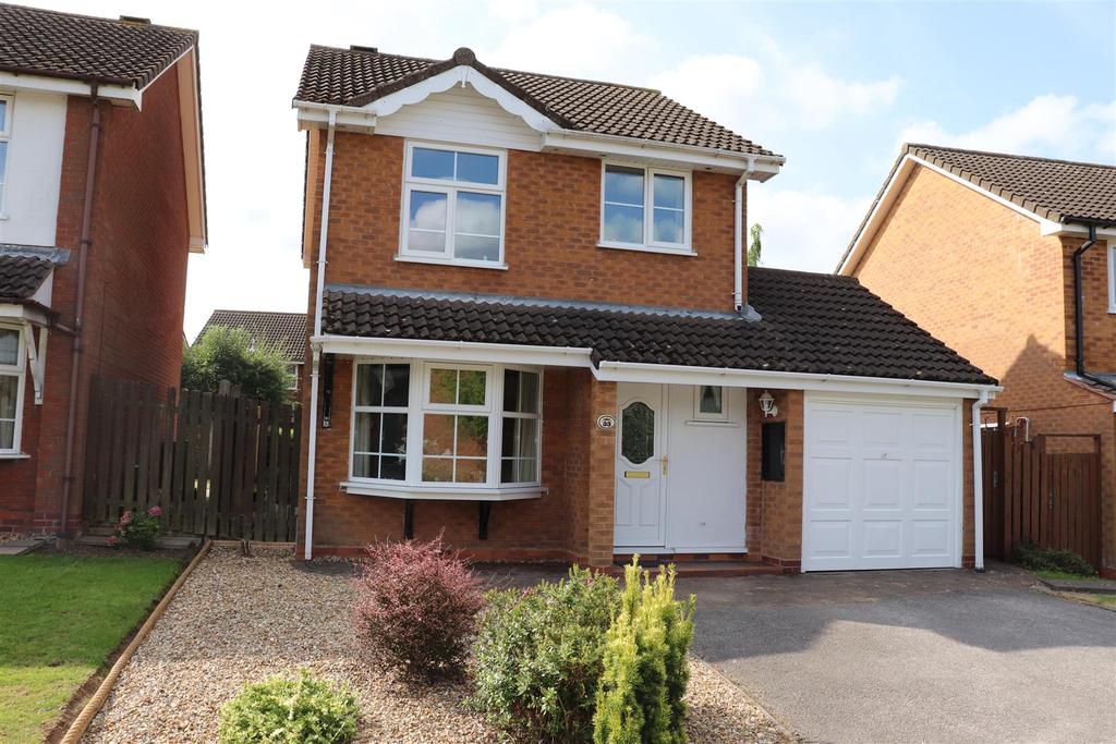 The Glades, Aldridge 3 bed detached house for sale £325,000