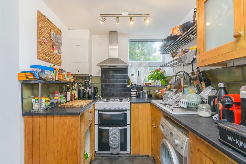 DAORANIM61 FFG - Kitchen B.jpg