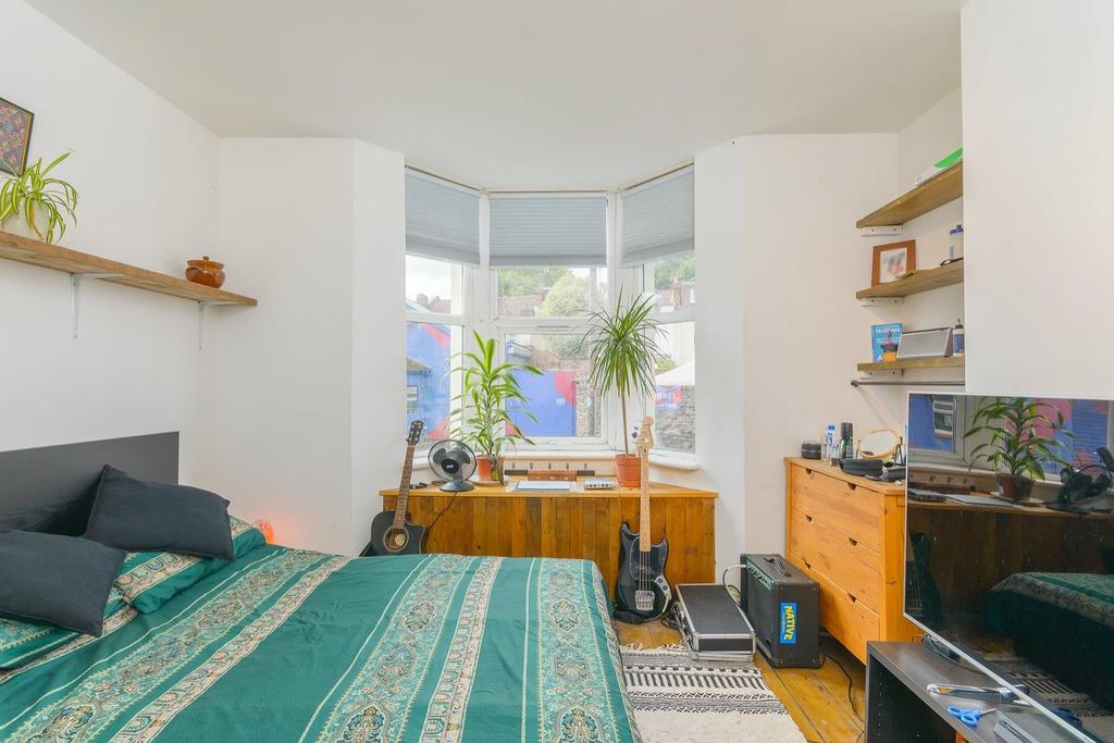 DAORANIM61 FFG - Bedroom D.jpg