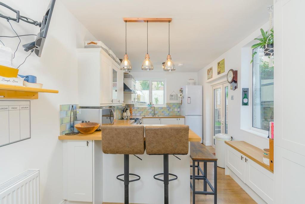 DAORSALTA7 - Kitchen D.jpg