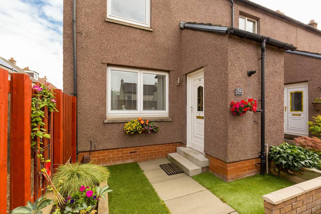 54 South Gyle Wynd, South Gyle, EH12 9HJ 2 bed end of terrace house £