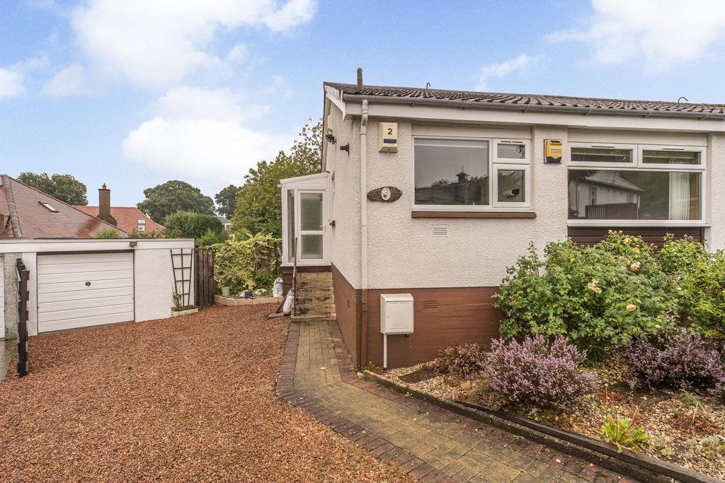 2 Elliot Gardens, Craiglockhart, EH14 1EH 2 bed semidetached bungalow