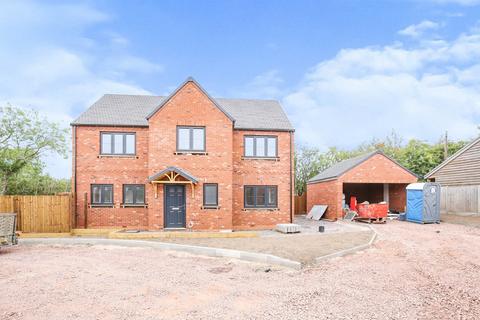 4 bedroom detached house for sale - School Lane, Galley Common