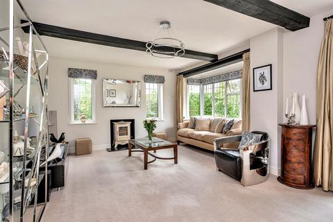 Inverness The Ridgeway, Oxshott, Leatherhead, KT22 0LJ