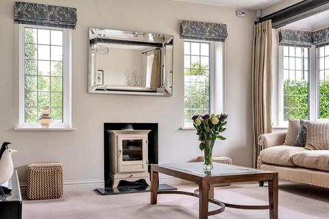 Inverness The Ridgeway, Oxshott, Leatherhead, KT22 0LJ