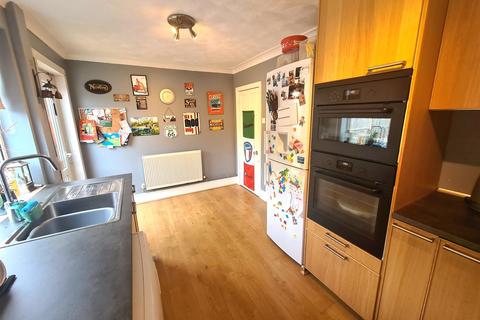 9 Tudor Road, Nuneaton, CV10 9EE