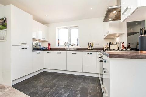 22 Ampthill Way, Faringdon, SN7 7LE
