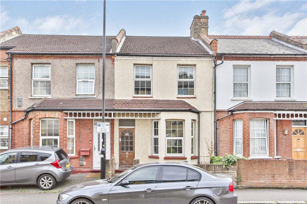 Heath Road, Hounslow, TW3 3 bed terraced house for sale £535,000