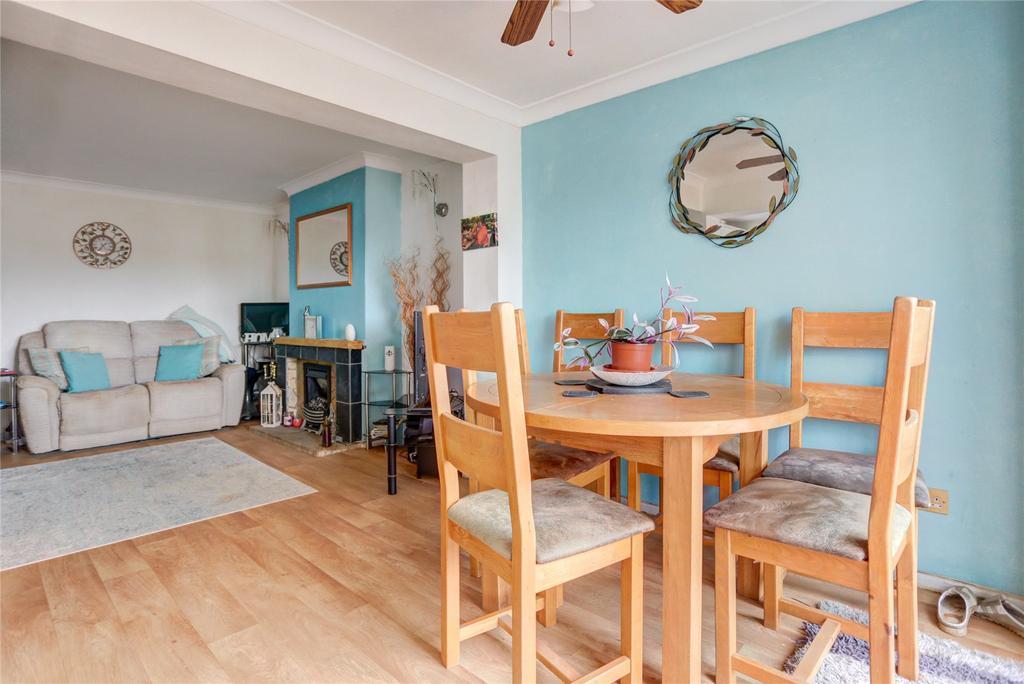 Graham Crescent, Portslade, East... 2 bed bungalow £375,000
