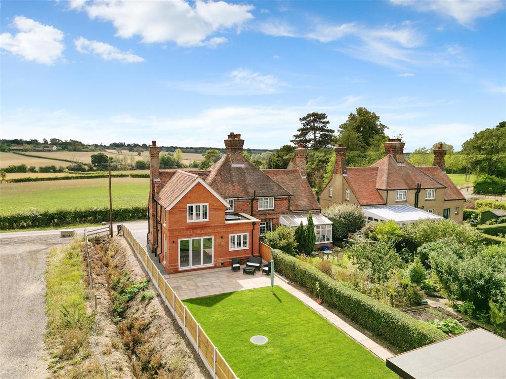 Norton Hall Cottages, Norton Mandeville, High Ongar, Ongar 3 bed semi