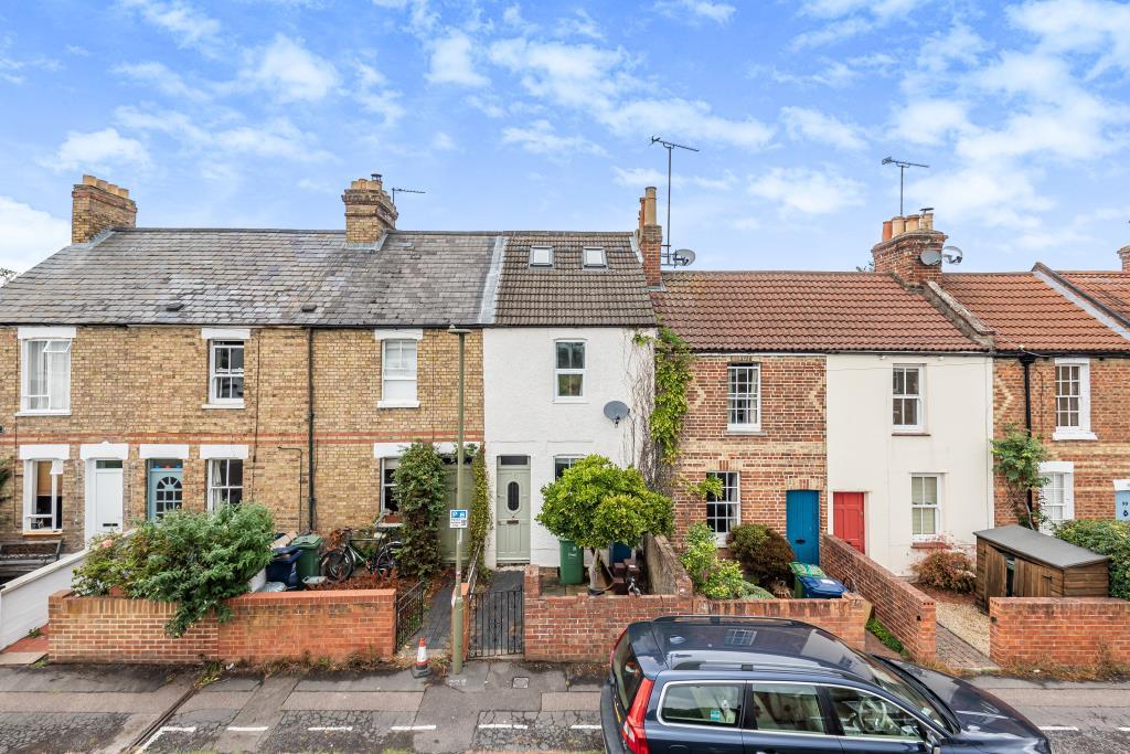 Charles Street, Oxford, OX4 2 bed terraced house £1,700 pcm (£392 pw)