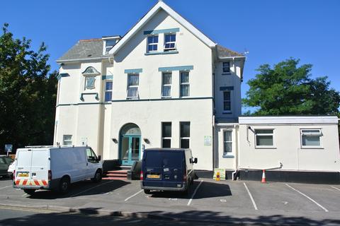 Flat 4, 13 Boscombe Spa Road, Bournemouth, BH5 1AW