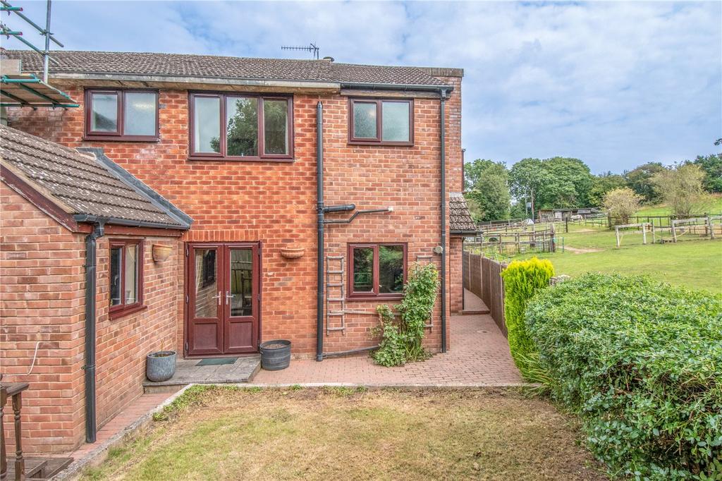 Penmanor, Finstall, Bromsgrove, Worcestershire, B60 3 bed semi-detached ...