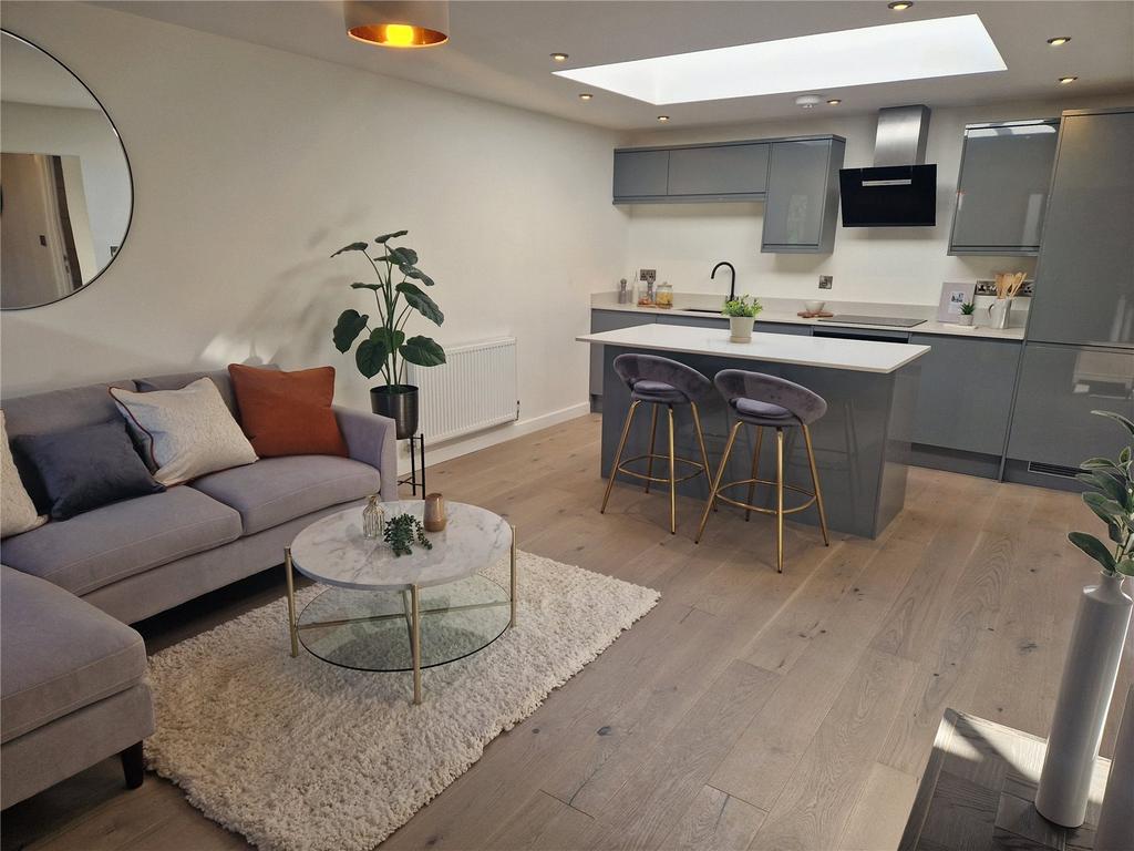 Old Rectory Lane, Alvechurch, Birmingham, B48 2 bed apartment for sale