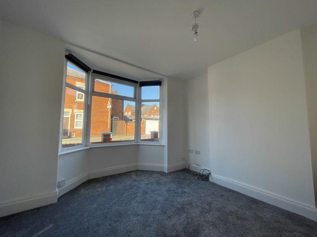 Avenue Road Extension, Leicester, LE2 3 bed semidetached house £284,950