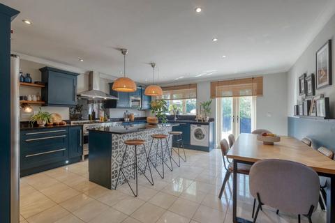 31 Badger Brook Lane, Astwood Bank, Redditch, B96 6EJ
