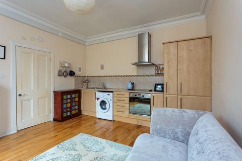 Flat 2f2, 17 Dalgety Street, Edinburgh, EH7 5UN