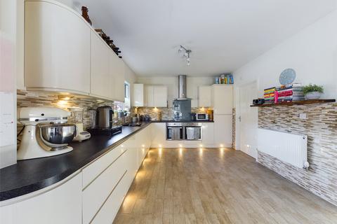 4 bedroom detached house for sale - Windfall Way, Gloucester, Gloucestershire, GL2