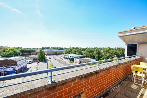 1 bedroom penthouse for sale, WOKING