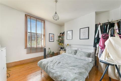 84 Mortimer Road, London, N1 4LH