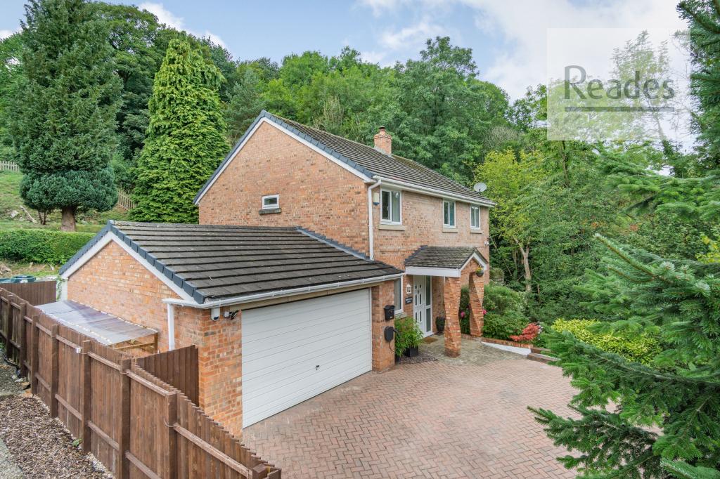 Valley Road, Ffrith LL11 5 4 bed detached house for sale £400,000