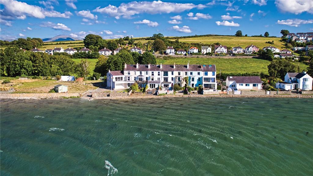 Marine Terrace, Waterloo Port, Caernarfon, Gwynedd, LL55 3 bed terraced