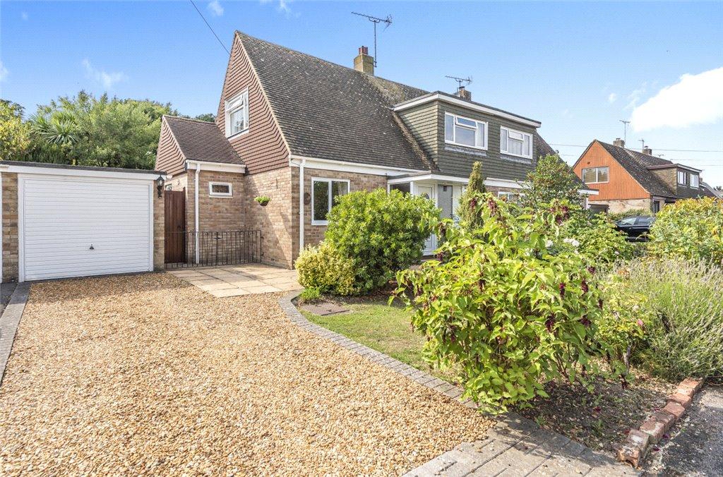 Firgrove Close, North Baddesley... 3 bed semidetached house £395,000