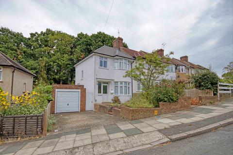 186 Moordown, London, SE18 3NF