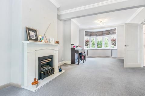 186 Moordown, London, SE18 3NF