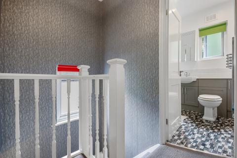 186 Moordown, London, SE18 3NF