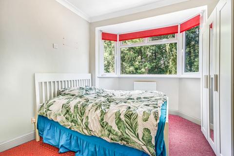 186 Moordown, London, SE18 3NF