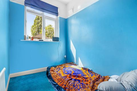 186 Moordown, London, SE18 3NF