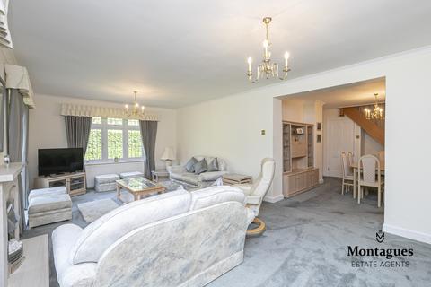 4 bedroom detached house for sale, Epping Long Green, Epping Green, CM16