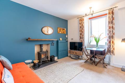 16 Annfield, Edinburgh, EH6 4JF