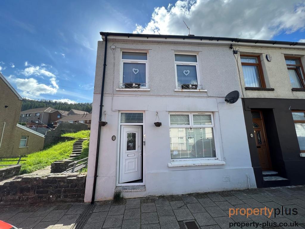 Maerdy Road Ferndale Maerdy 3 bed terraced house £75,450