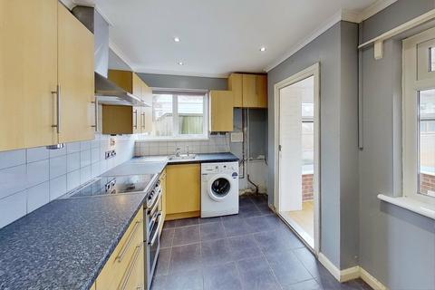 28 Blackburn Road, Greenhill, Herne Bay, CT6 7RN