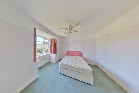 2 Bognor Drive, Herne Bay, CT6 8QP