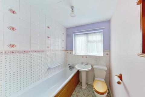 38 Blackburn Road, Greenhill, Herne Bay, CT6 7RQ