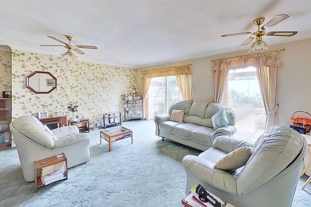 Bournemouth Drive, Herne Bay 2 bed detached bungalow £425,000