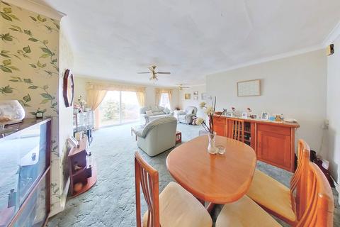 9 Bournemouth Drive, Herne Bay, CT6 8HH